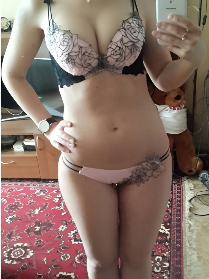 Софи привлекальеная девушка из Горловки цена от 2000 руб