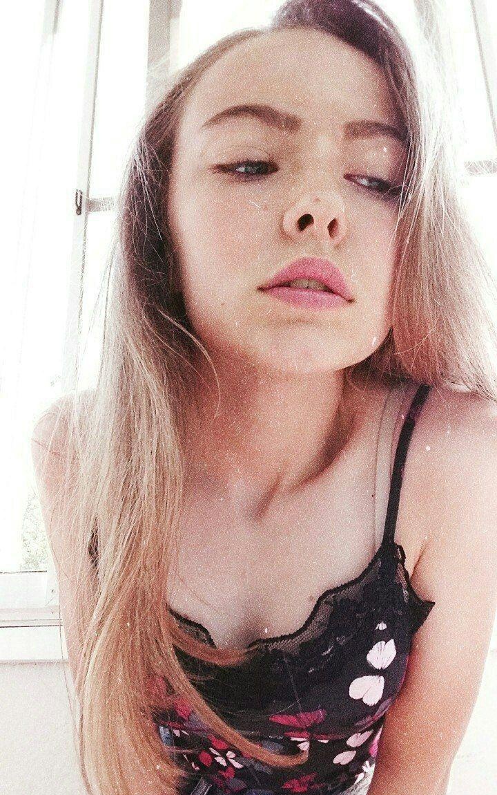 Валечка привлекальеная девушка из Горловки цена от 3000 руб