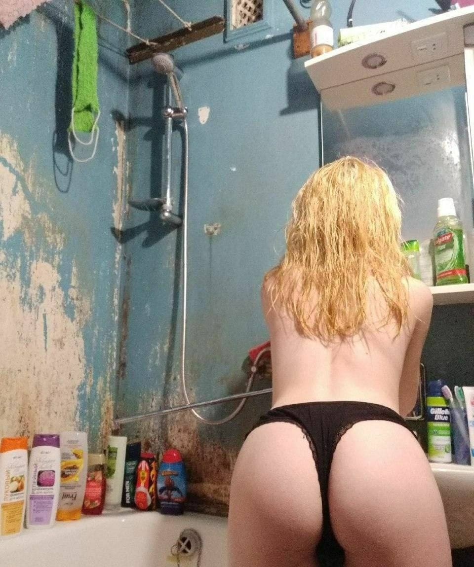 Ариша привлекальеная девушка из Горловки цена от 3000 руб