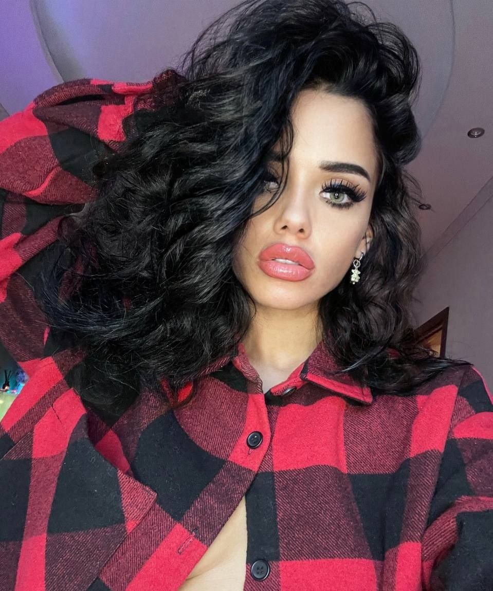 Ася привлекальеная девушка из Горловки цена от 8000 руб