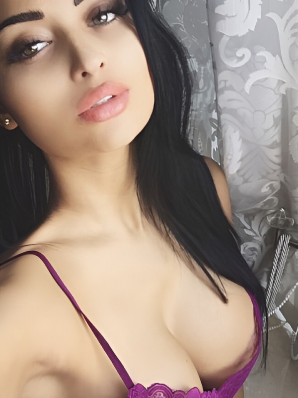 Лилия привлекательная девушка из Горловки цена от 2000 руб