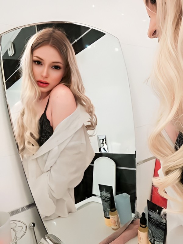 Магдалина привлекательная девушка из Горловки цена от 4000 руб