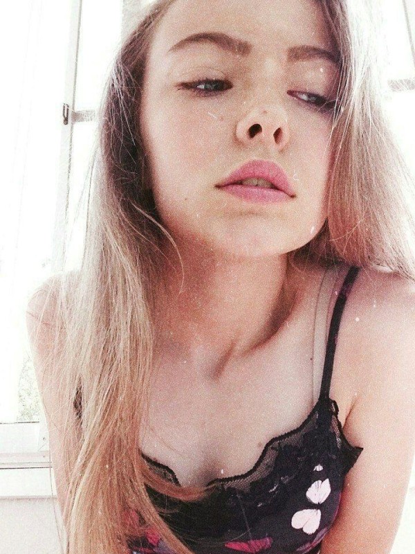 Валечка привлекательная девушка из Горловки цена от 3000 руб